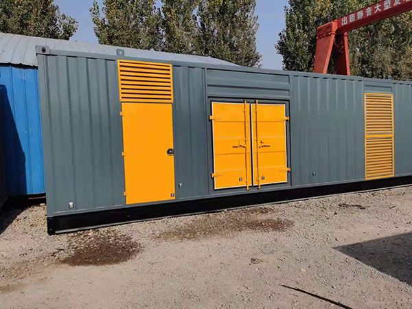 隆子发电机一级保养时更换机油的操作步骤